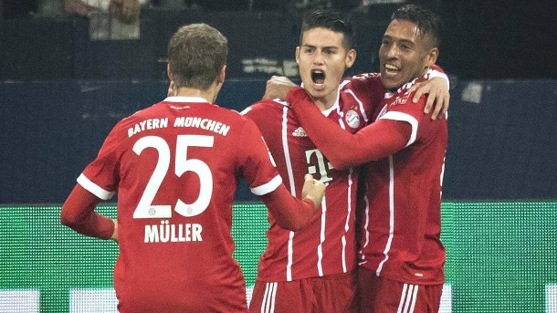 James celebra con Tolisso y Muller