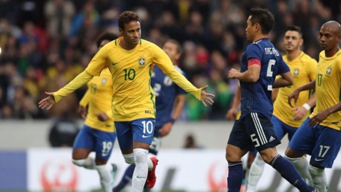 Neymar celebra su primer gol de penal ante Japón. (CBF)