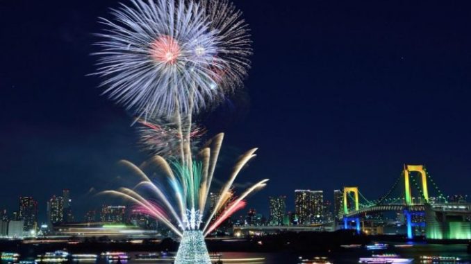 Odaiba Rainbow Hanabi 2017