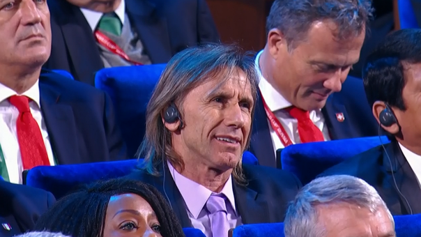 Ricardo Gareca cuando se entera que jugará contra Francia