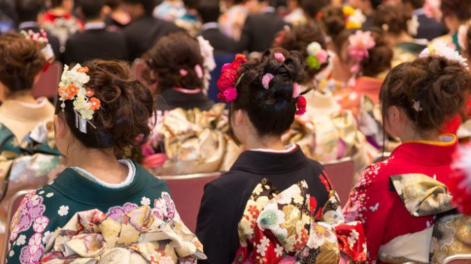 Ceremonia de la Mayoría de Edad en Japón