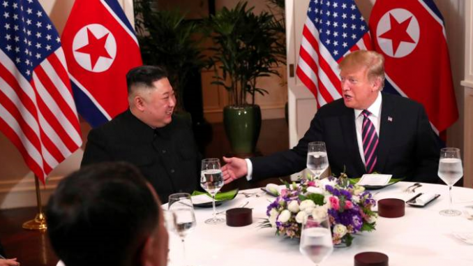 Kim Jong-un y Donald Trump cenaron hoy en Hanói