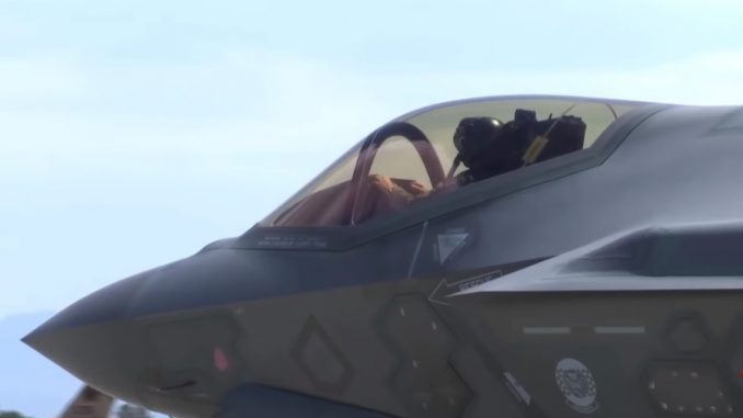 Avión
