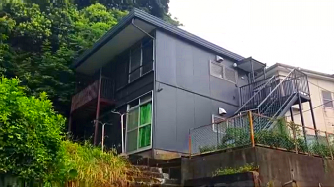 En esta casa en Yokosuka fue encontrado Kobayashi