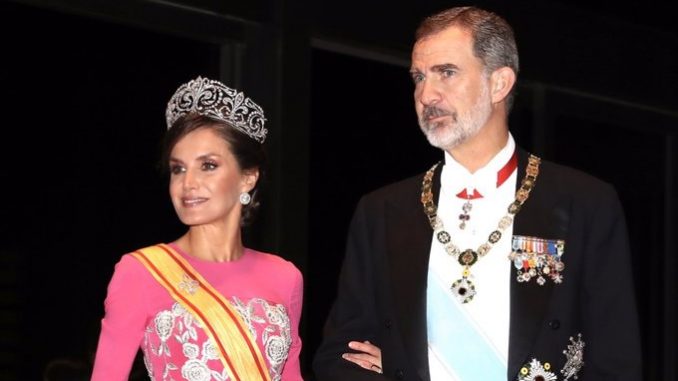 Doña-Letizia-en-la-cena-ofrecida-por-Naruhito