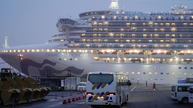 Desembarco del Diamond Princess (2)
