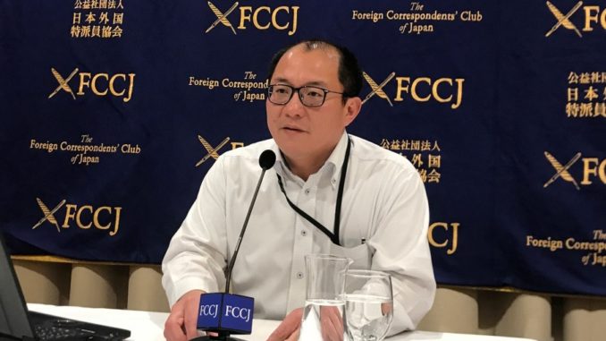 Hiroshi Nishiura Profesor, Universidad de Hokkaido