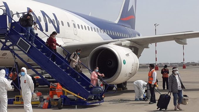 Vuelo de LATAM a Peru