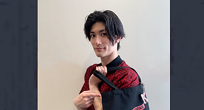 Haruma Miura en foto de promoción del musical que presentaría en Tokio