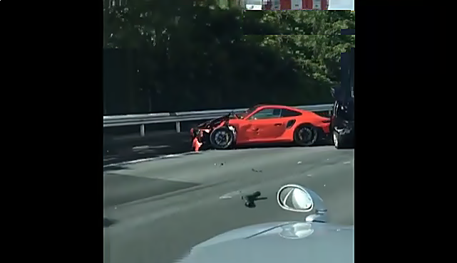 Choque mortal con un Porche en Kanagawa