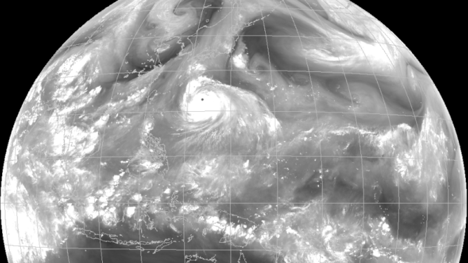 Imagen satelital del tifon 10