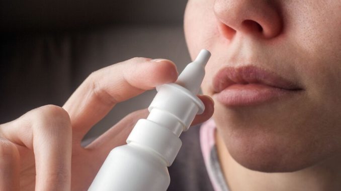 Japoneses preparan la vacuna de aerosol nasal
