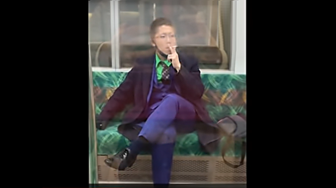 Kyota Hattori, atacante del tren de Keio