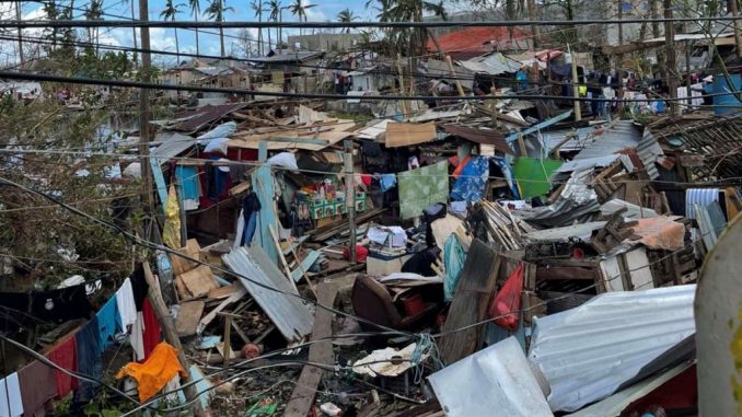 Daños del tifon Odette en Filipinas (Twitter)