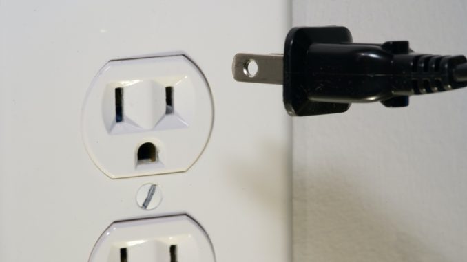 La era de la electricidad inalámbrica (Foto Clint Patterson - unsplash)