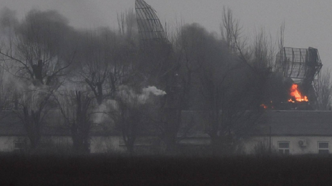 Radar ucraniano destruido por Rusia en el primer dia de ataque