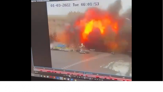 Explosión en edificio público en Kharkiv