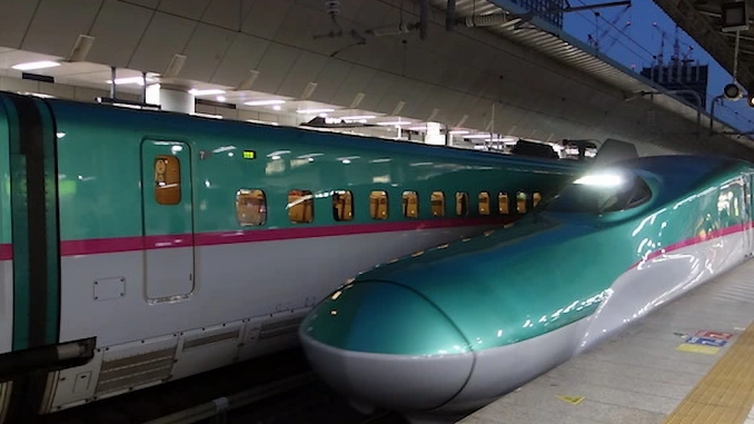 Tren de Tohoku Shinkansen
