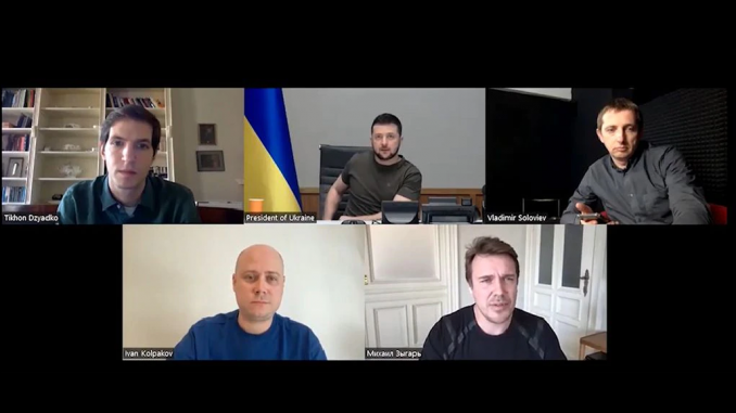 Volodimir Zelensky con la prensa rusa