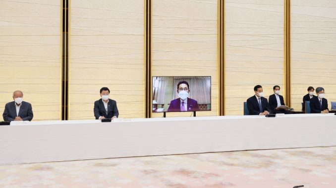 Kishida en linea con su gabinete