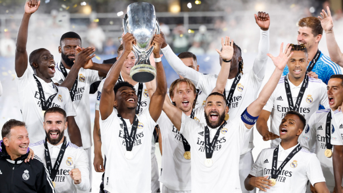 Real Madrid festeja el primer título de la temporada