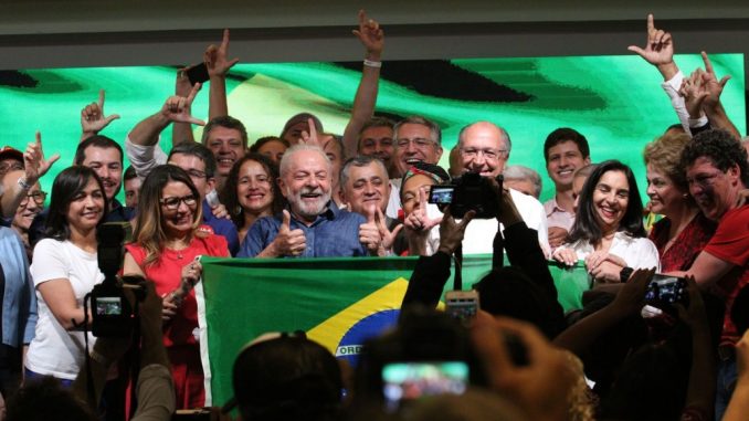 Lula celebra tercera reelección