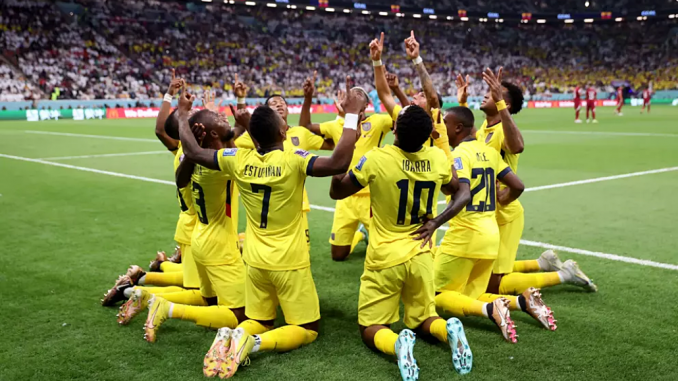 Ecuador celebra el primer gol ante Qatar (FIFA World Cup)