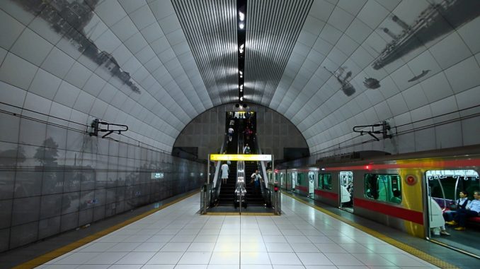 Estación de metro Motomachi-Chūkagai designado como refugio contra ataques aéreos (Flirc)