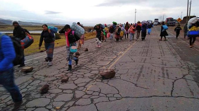 Bloqueo en Puno. Imagen de archivo de diciembre de 2022. (Foto Andina)