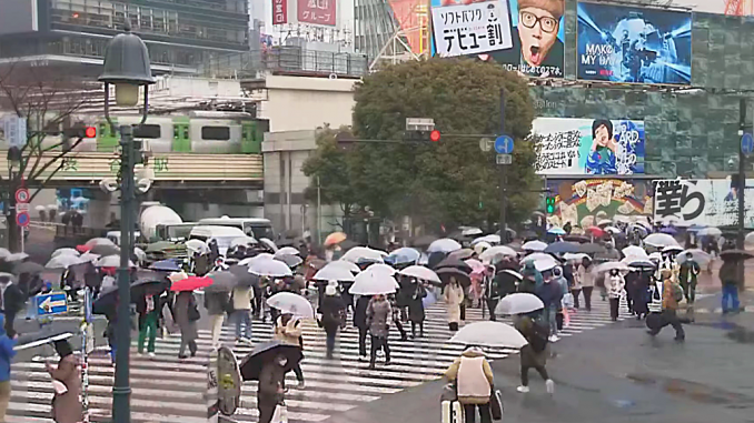 Cruce de Shibuya a las 12.15 horas de hoy