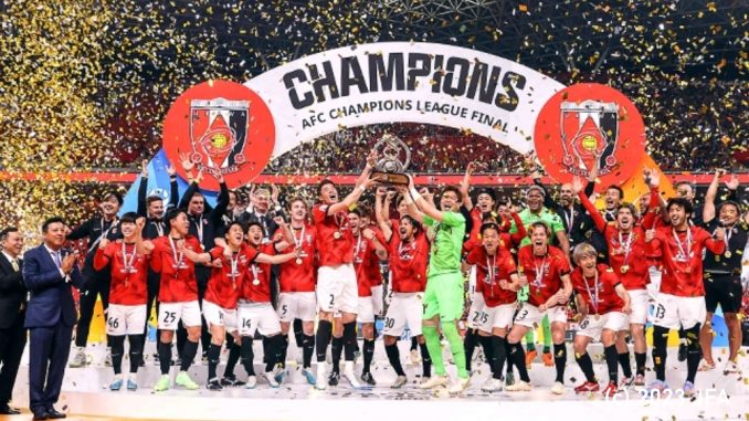 Urawa Reds festeja la Champions League de Asia