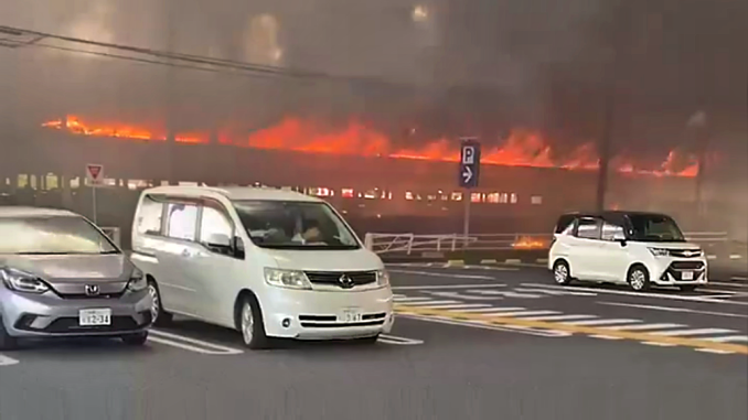 Incendio en pachinko Maruhan en Kanagawa