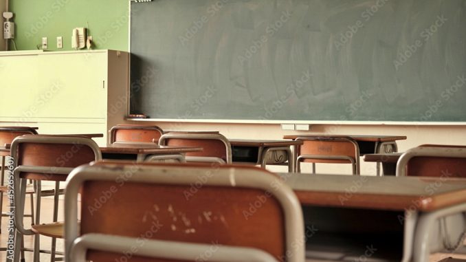 Aula de una escuela secundaria en Japón (Adobe)
