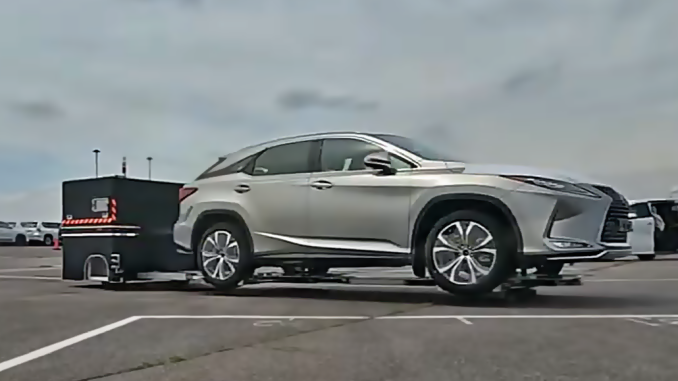 El robot transportista de Toyota, funciona desde septiembre pasado