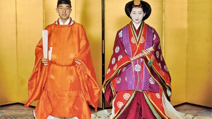 Matrimonio de Akihito y MIchiko en 1959 (Agencia de la Casa Imperial)