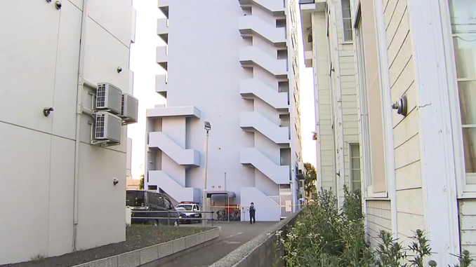 Edificio desde donde aparentemente la niña cayó al vacío