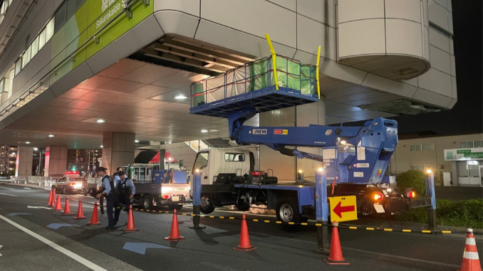 Accidente en estación Sakurakaido (imagen TBS)