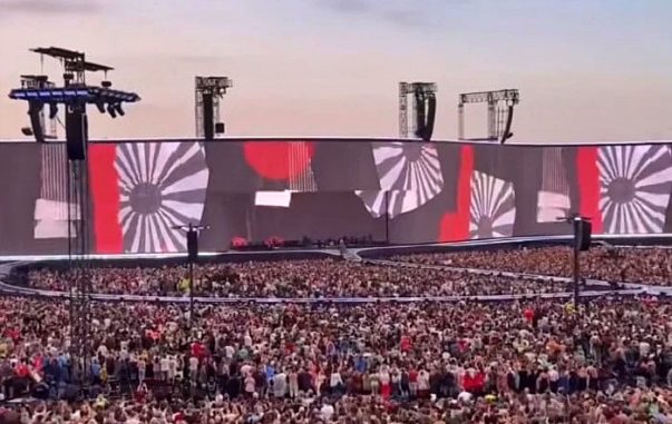 Diseños del Sol Naciente en el concierto de Adele en Munich