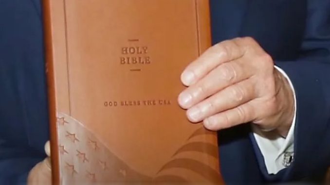 La biblia de Trump