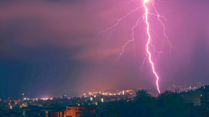 Rayos en Tokio