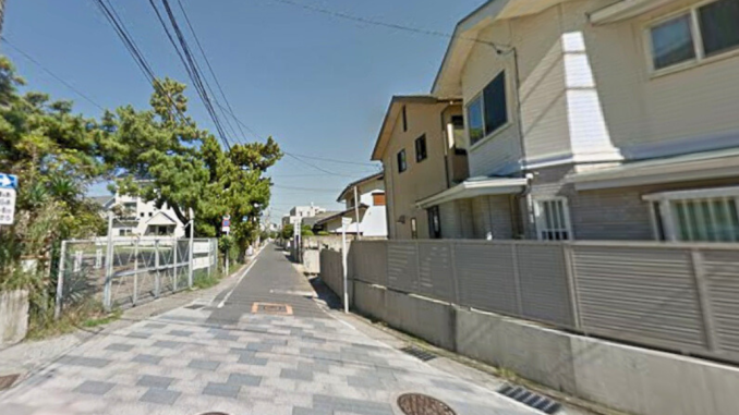 Calle Symbol Road, Zushi, lugar del incidente