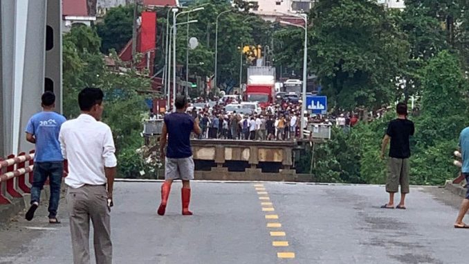 Puente colapsado en la provincia de Phu Tho