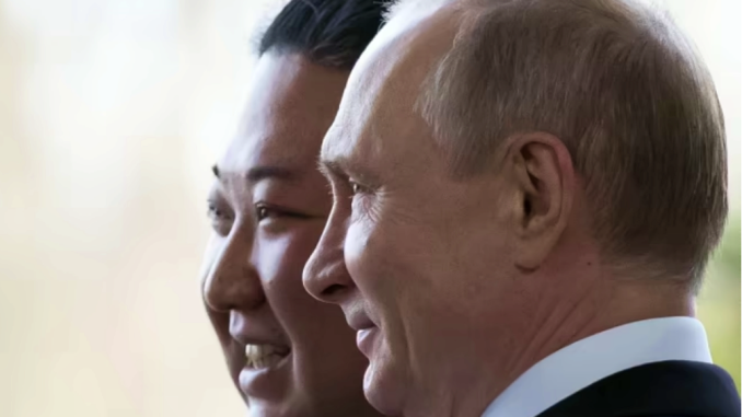 Kim Jon-un y Vladimir Putin firmaron en junio un tratado militar de ayuda mutua