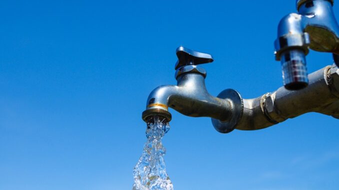 Agua del grifo