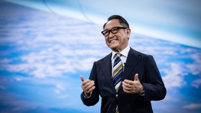 El presidente, Akio Toyoda, presenta Woven City (7)