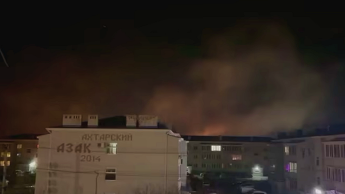 Foto de ASTRA en Telegram. Incendio en el aeródromo ruso
