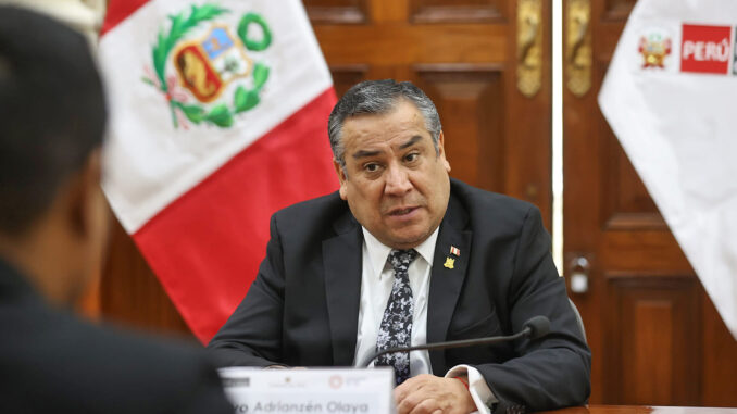 Gustavo Adrianzén