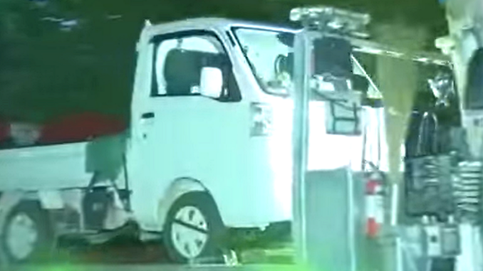 La camioneta que manejaba el hombre que ocasionó la tragedia en Hamamatsu