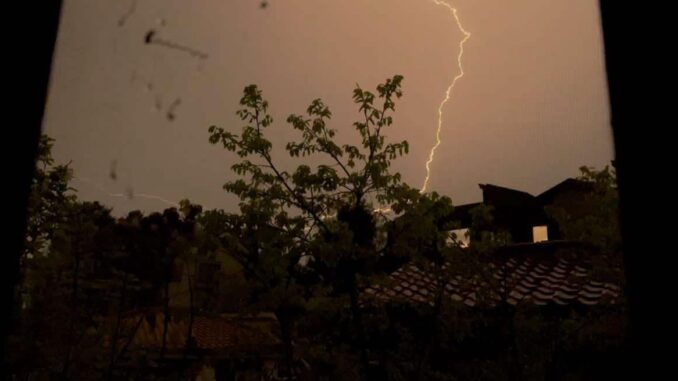 Rayos y truenos en Yokohama