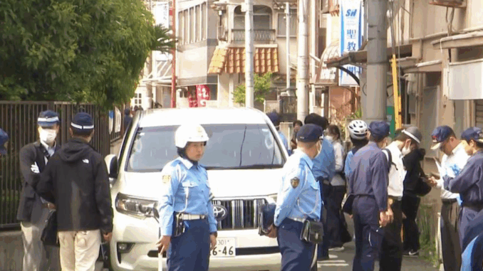 Camioneta en la que el atacante viajó desde Tokio a Osaka